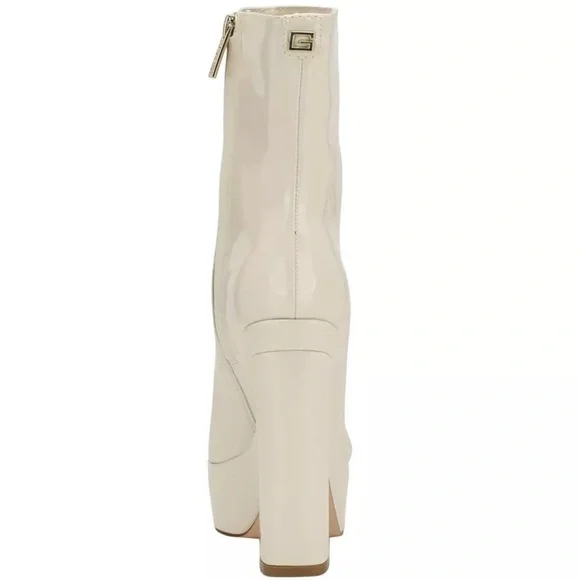 GUESS - White 1-1/2" Platform Cushioned Logo Byra Square Toe Block Heel Size - Picture 3 of 13